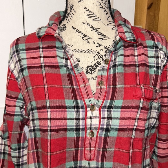 Lands’ End | Flannel Button Nightgown 🌸 - Picture 4 of 5